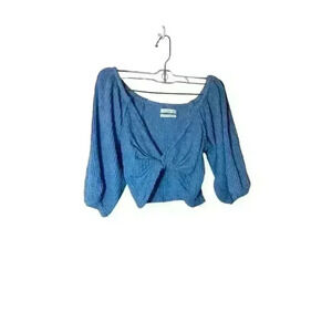 Urban outfitters size S cropped top with balloon sleeves